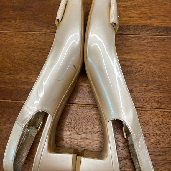 Stuart Weitzman Slingback Peep Toe Shoes - Picture 10 of 16